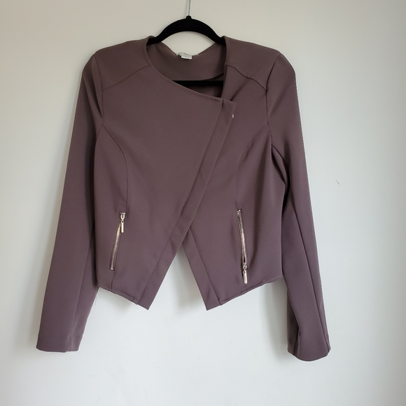 Bar III cropped blazer - Picture 1 of 3